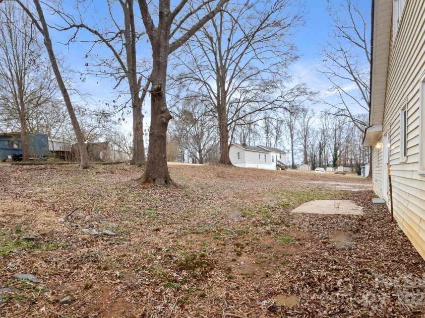 1275 Rocky Creek Road, Shelby, NC 28152.  MLS# CAR4223639, YatesRealty ID 9719. 