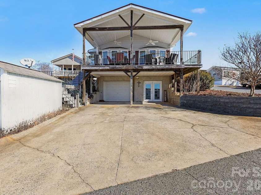 103 Oriole Road, New London, NC 28127.  MLS# CAR4335932, YatesRealty ID 972. 