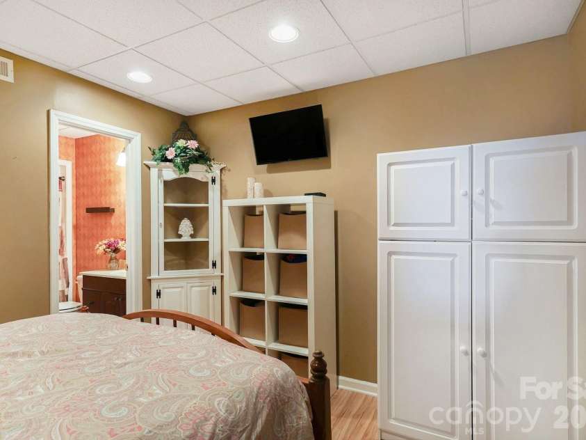 103 Oriole Road, New London, NC 28127.  MLS# CAR4335932, YatesRealty ID 972. 