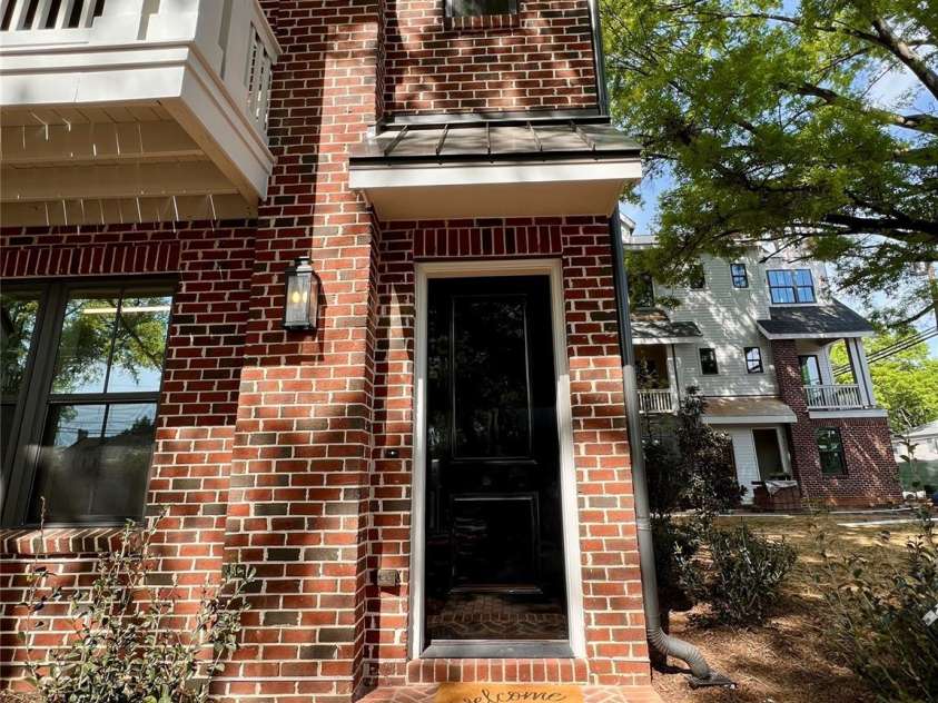 3100 Selwyn Avenue, Charlotte, NC 28209.  MLS# CAR4130767, YatesRealty ID 972. 