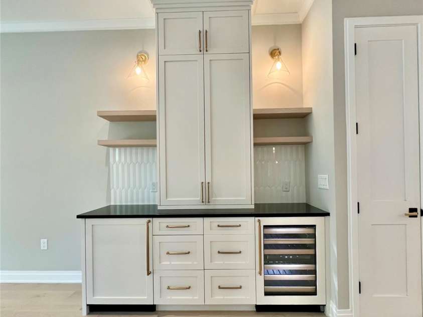 3100 Selwyn Avenue, Charlotte, NC 28209.  MLS# CAR4130767, YatesRealty ID 972. Photos from a completed home in Selwyn Walk.  Note subject is a different floor plan, added for illustrative purposes