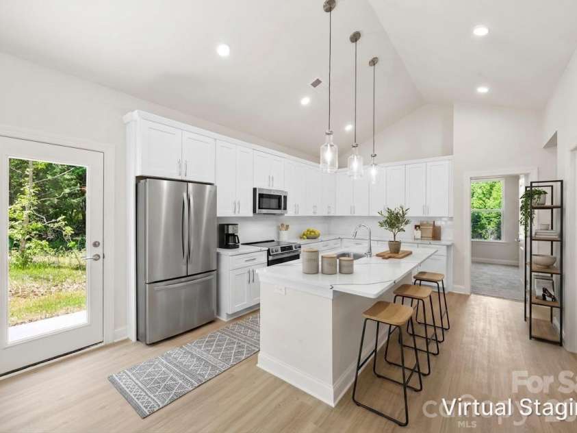 128 Slate Drive, Statesville, NC 28625.  MLS# CAR4381301, YatesRealty ID 9720. 