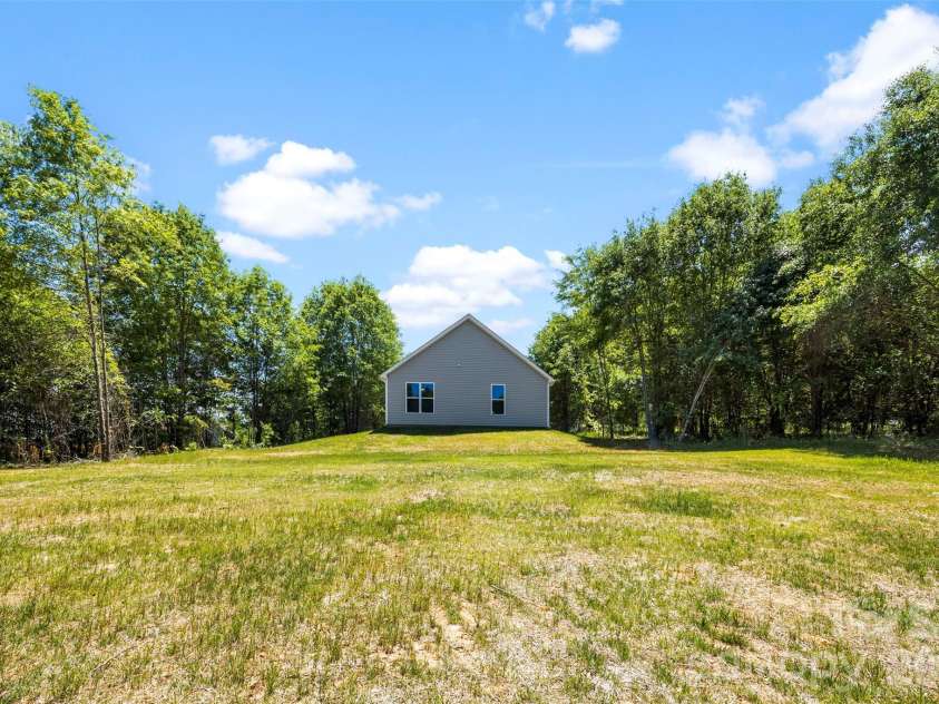 128 Slate Drive, Statesville, NC 28625.  MLS# CAR4381301, YatesRealty ID 9720. 