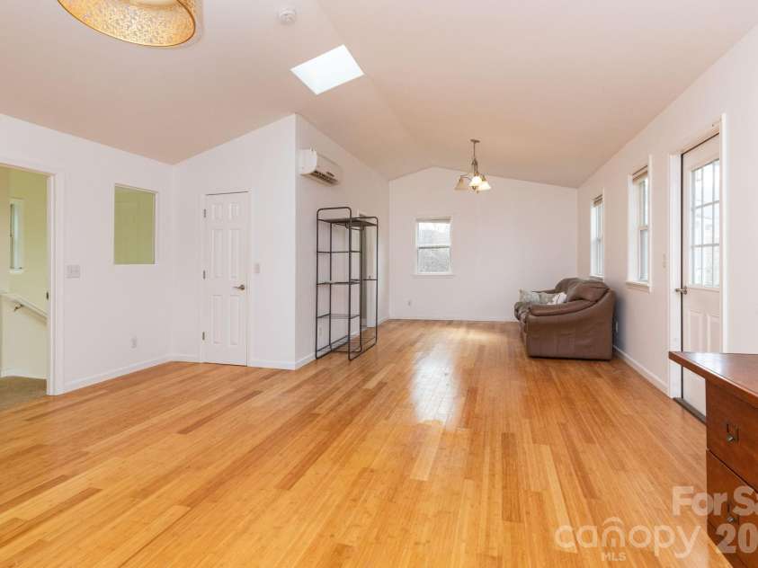 14 Lila Lane, Clyde, NC 28721.  MLS# CAR4355862, YatesRealty ID 9721. 