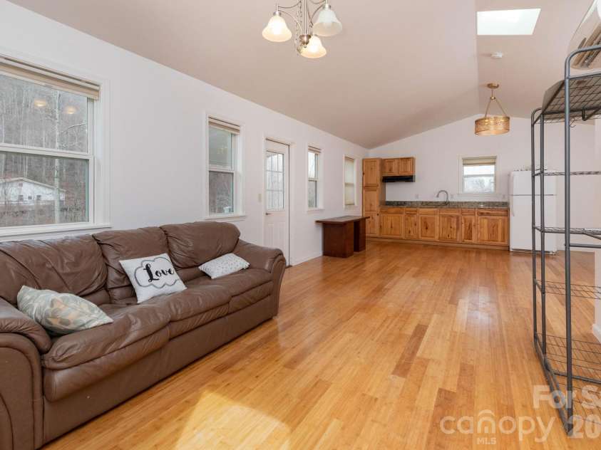 14 Lila Lane, Clyde, NC 28721.  MLS# CAR4355862, YatesRealty ID 9721. 