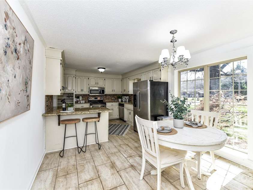 7770 Sherrills Ford Road, Sherrills Ford, NC 28673.  MLS# CAR4229083, YatesRealty ID 9721. Breakfast Nook with plenty of natural light shining in!