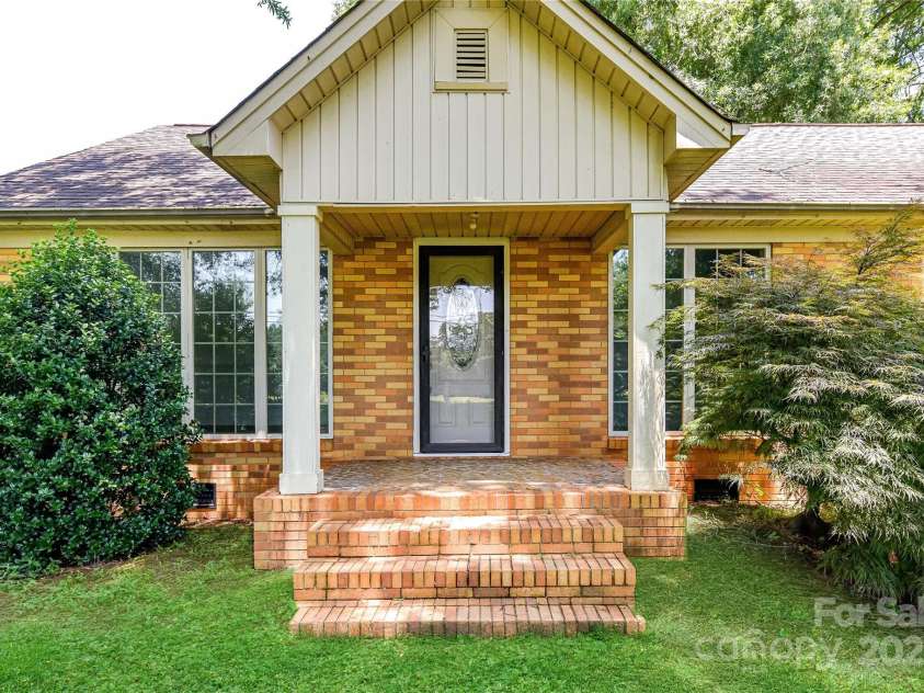 7770 Sherrills Ford Road, Sherrills Ford, NC 28673.  MLS# CAR4229083, YatesRealty ID 9721. Covered Front Porch Entry!