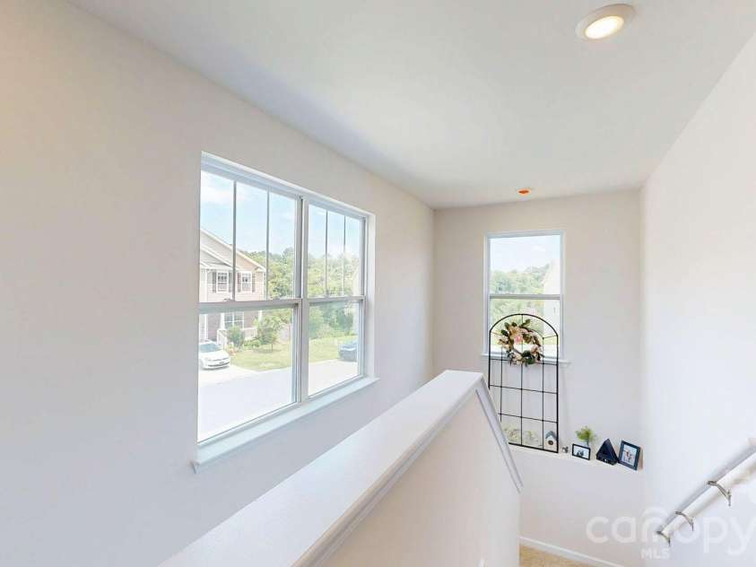 183 Marathon Lane, Candler, NC 28715.  MLS# CAR4427283, YatesRealty ID 9723. 