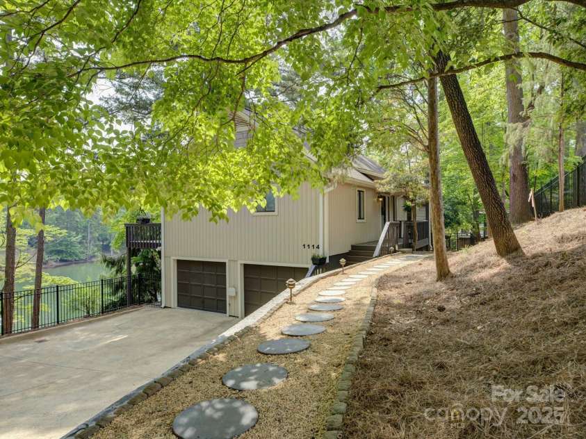1114 Palmyra Drive, Tega Cay, SC 29708.  MLS# CAR4249684, YatesRealty ID 9724. 