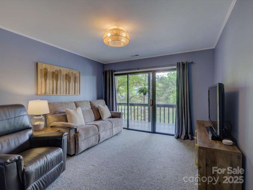 1114 Palmyra Drive, Tega Cay, SC 29708.  MLS# CAR4249684, YatesRealty ID 9724. 