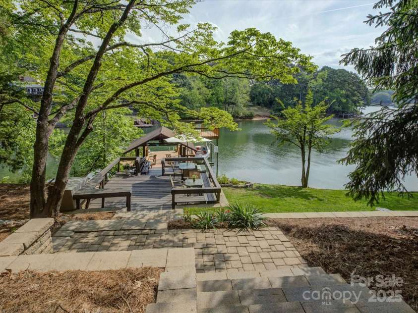 1114 Palmyra Drive, Tega Cay, SC 29708.  MLS# CAR4249684, YatesRealty ID 9724. 