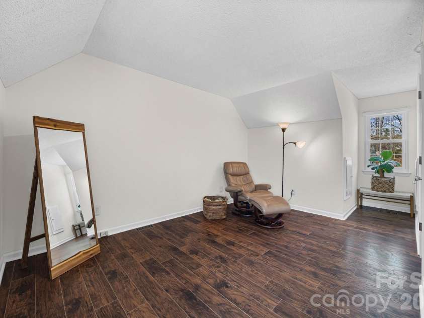 6104 Sunbridge Court, Charlotte, NC 28269.  MLS# CAR4354225, YatesRealty ID 9725. 