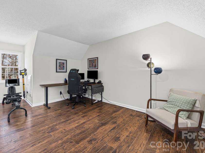 6104 Sunbridge Court, Charlotte, NC 28269.  MLS# CAR4401609, YatesRealty ID 9725. 