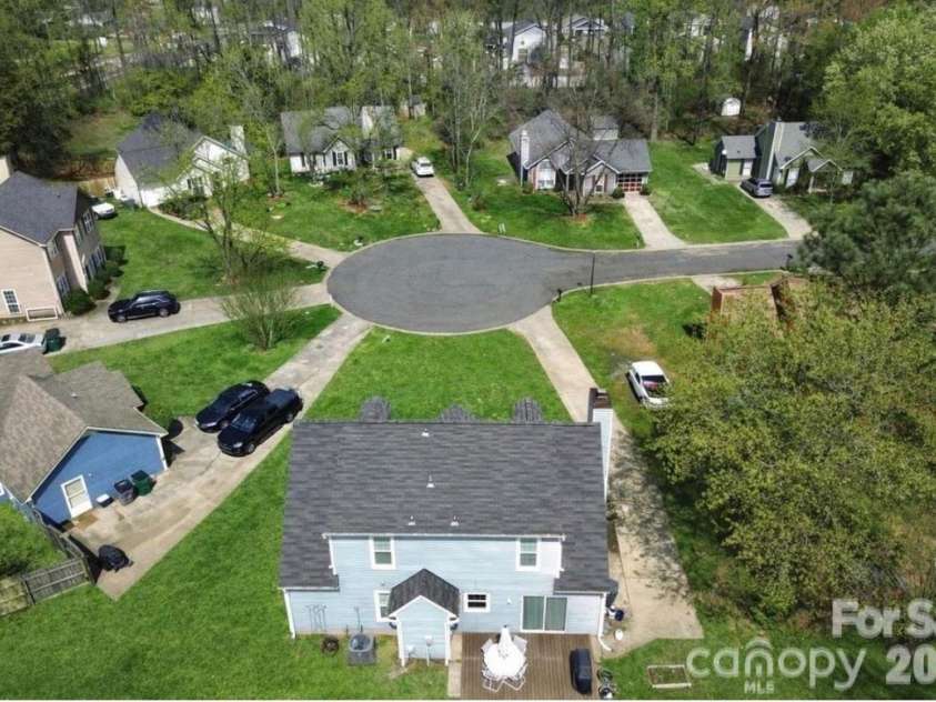 6104 Sunbridge Court, Charlotte, NC 28269.  MLS# CAR4401609, YatesRealty ID 9725. 