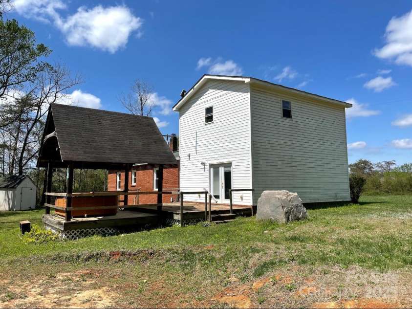 1088 Ramie Mitchell Road, Hiddenite, NC 28636.  MLS# CAR4251666, YatesRealty ID 9726. 