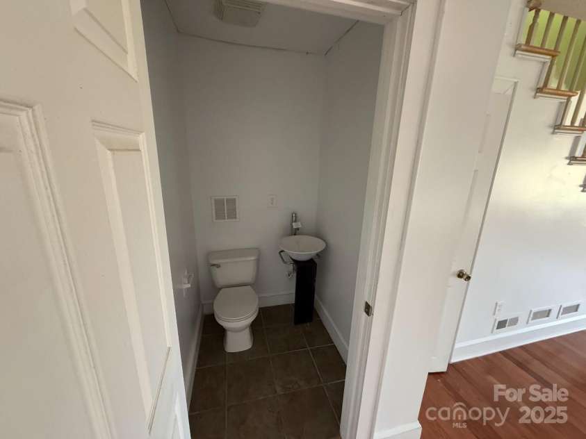 1088 Ramie Mitchell Road, Hiddenite, NC 28636.  MLS# CAR4251666, YatesRealty ID 9726. 