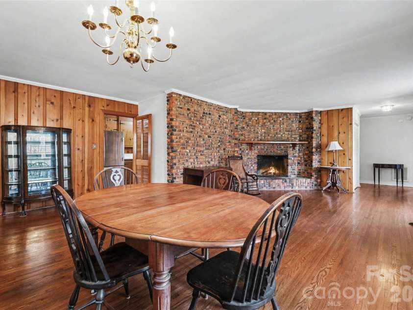 370 Summit Court, Concord, NC 28025.  MLS# CAR4360834, YatesRealty ID 9726. 