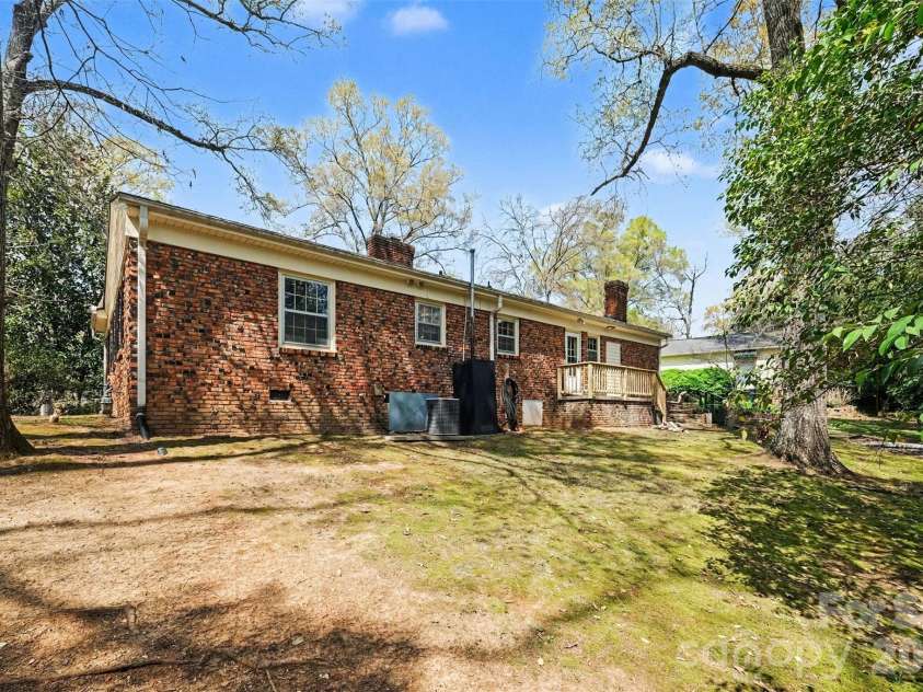370 Summit Court, Concord, NC 28025.  MLS# CAR4360834, YatesRealty ID 9726. 