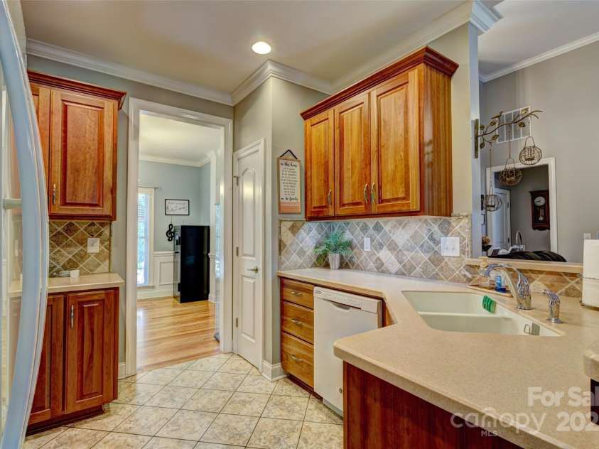 138 Victoria Park Drive, Shelby, NC 28150.  MLS# CAR4247164, YatesRealty ID 9727. 