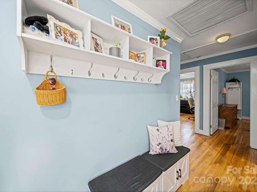 7670 NC Hwy 73 Highway, Mount Pleasant, NC 28124.  MLS# CAR4331448, YatesRealty ID 9727. Hallway