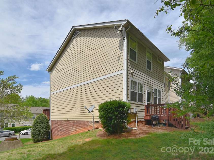 139 High Ridge Road, Mooresville, NC 28117.  MLS# CAR4247640, YatesRealty ID 9729. 