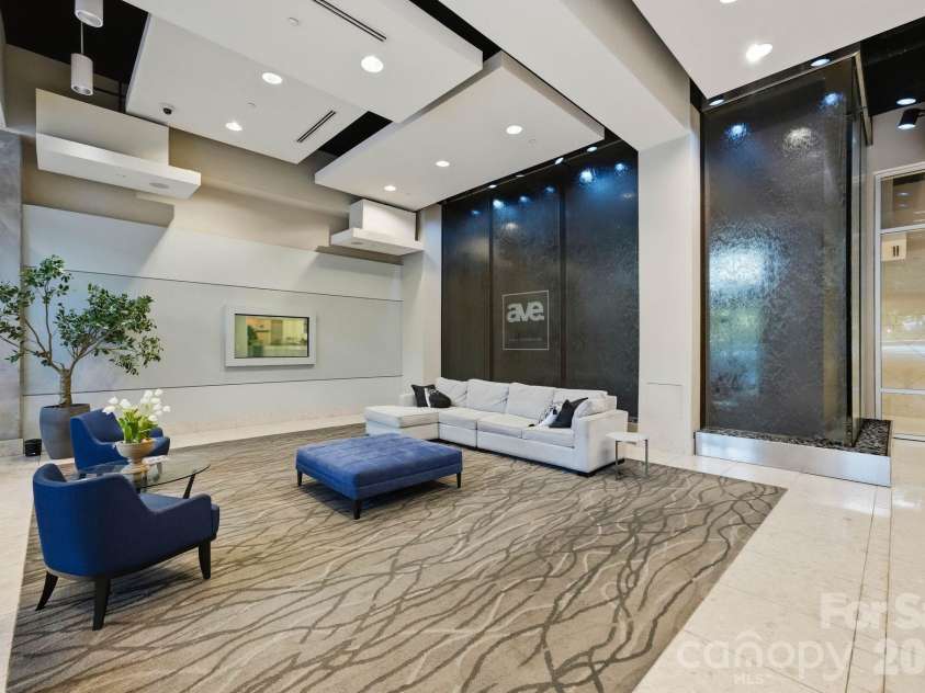 210 N Church Street, Charlotte, NC 28202.  MLS# CAR4414800, YatesRealty ID 973. 
