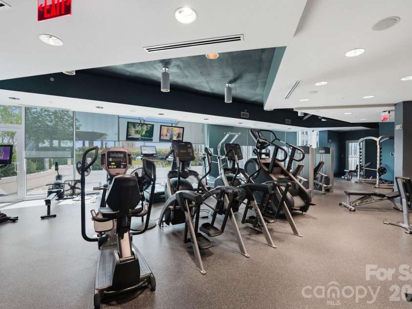 210 N Church Street, Charlotte, NC 28202.  MLS# CAR4414800, YatesRealty ID 973. 