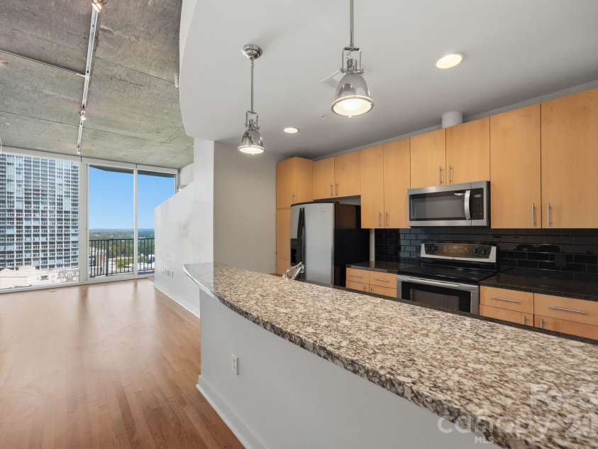 210 N Church Street, Charlotte, NC 28202.  MLS# CAR4414800, YatesRealty ID 973. 