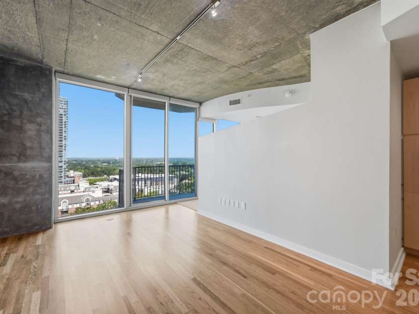 210 N Church Street, Charlotte, NC 28202.  MLS# CAR4414800, YatesRealty ID 973. 