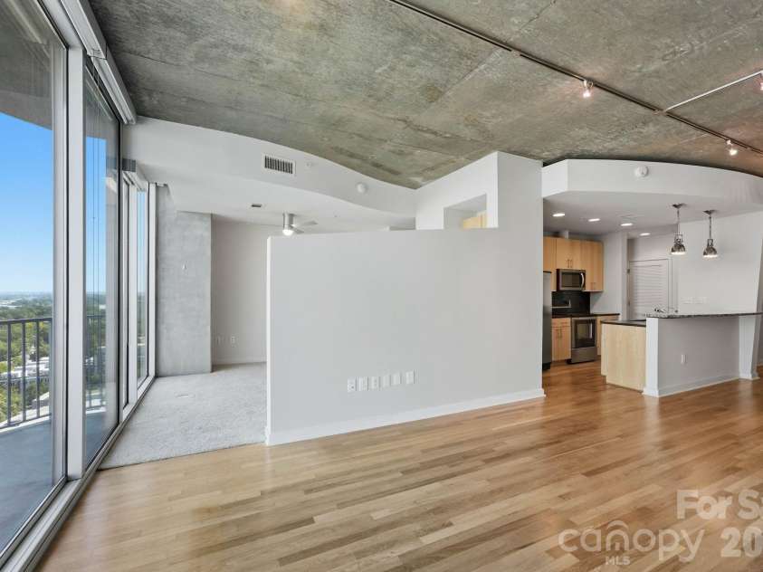 210 N Church Street, Charlotte, NC 28202.  MLS# CAR4414800, YatesRealty ID 973. 