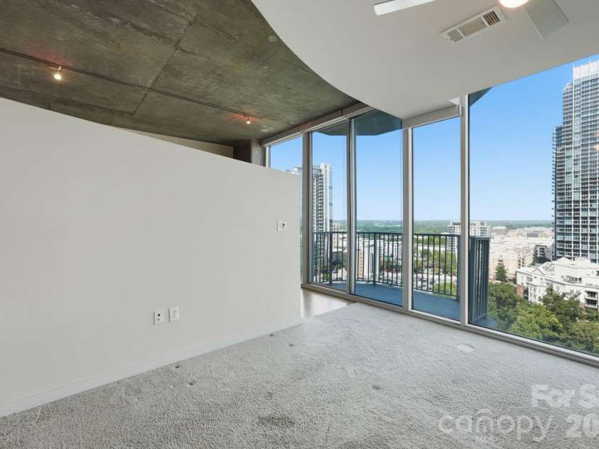 210 N Church Street, Charlotte, NC 28202.  MLS# CAR4414800, YatesRealty ID 973. 