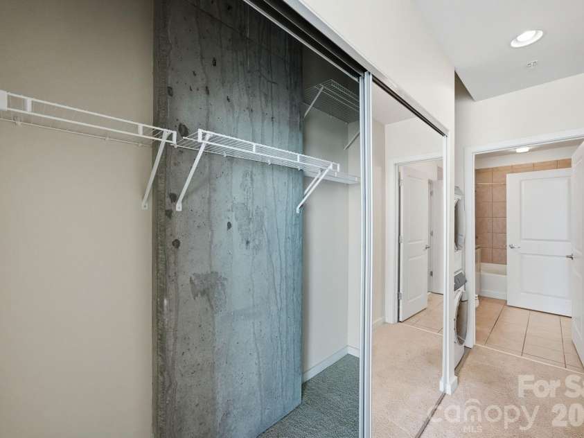 210 N Church Street, Charlotte, NC 28202.  MLS# CAR4414800, YatesRealty ID 973. 