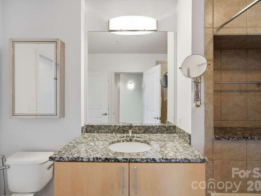 210 N Church Street, Charlotte, NC 28202.  MLS# CAR4414800, YatesRealty ID 973. 