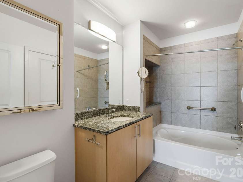 210 N Church Street, Charlotte, NC 28202.  MLS# CAR4414800, YatesRealty ID 973. 