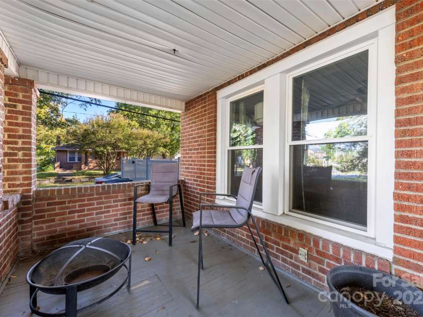 604 Pearl Avenue, Kannapolis, NC 28083.  MLS# CAR4220953, YatesRealty ID 973. 