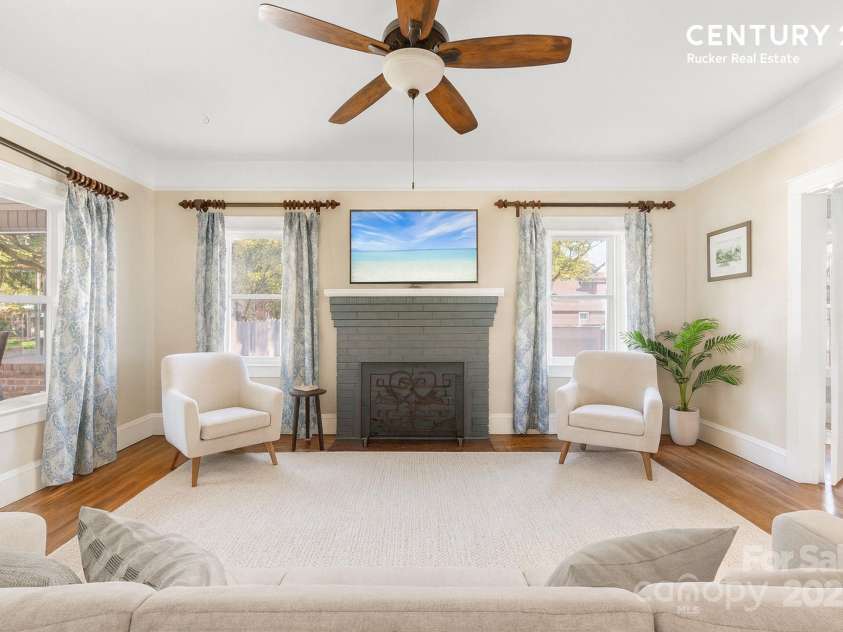 604 Pearl Avenue, Kannapolis, NC 28083.  MLS# CAR4220953, YatesRealty ID 973. Living room - Virtually Staged