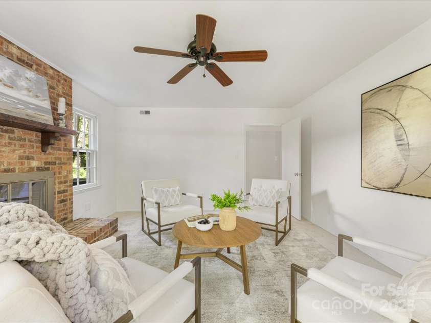 1325 Rock Point Road, Charlotte, NC 28270.  MLS# CAR4252275, YatesRealty ID 9730. New carpet & paint