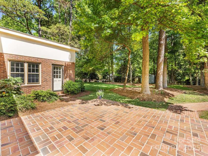 1325 Rock Point Road, Charlotte, NC 28270.  MLS# CAR4252275, YatesRealty ID 9730. Patio