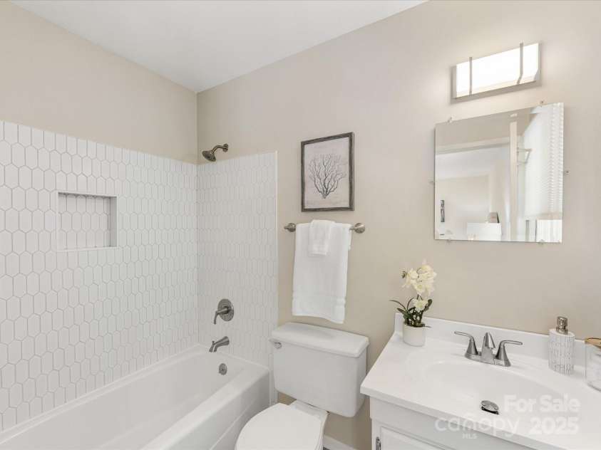 1325 Rock Point Road, Charlotte, NC 28270.  MLS# CAR4252275, YatesRealty ID 9730. Renovated primary en-suite bath