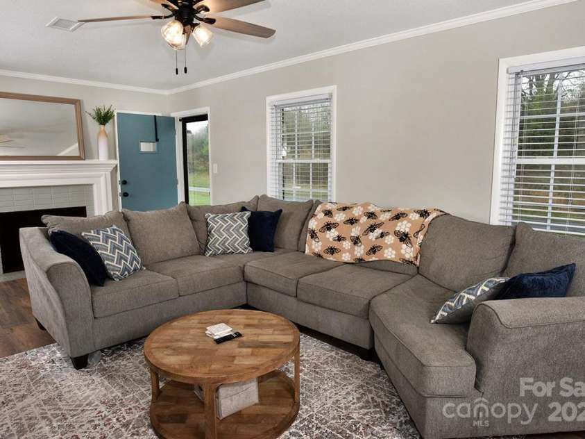 436 Old Nc 90 Highway, Taylorsville, NC 28681.  MLS# CAR4242653, YatesRealty ID 9731. 