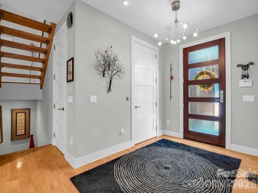 167 Trails End, Lake Lure, NC 28746.  MLS# CAR4245504, YatesRealty ID 9733. Entryway