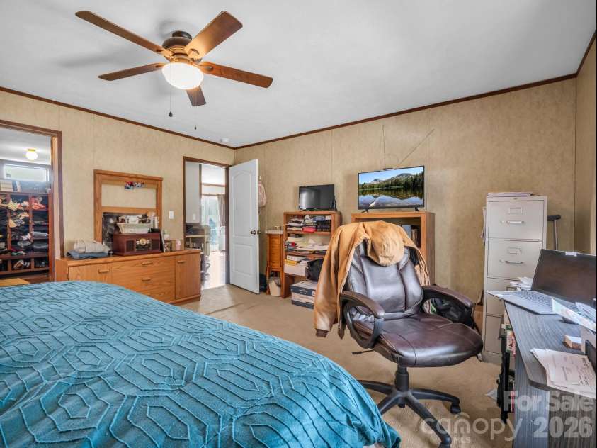 120 Quiet Stream Lane, Hendersonville, NC 28791.  MLS# CAR4360445, YatesRealty ID 9734. 