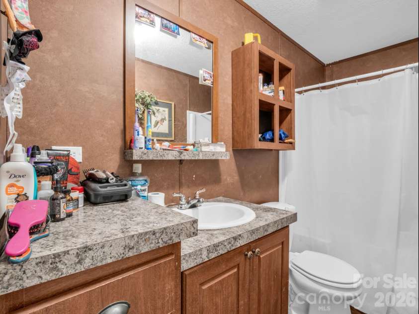120 Quiet Stream Lane, Hendersonville, NC 28791.  MLS# CAR4360445, YatesRealty ID 9734. 
