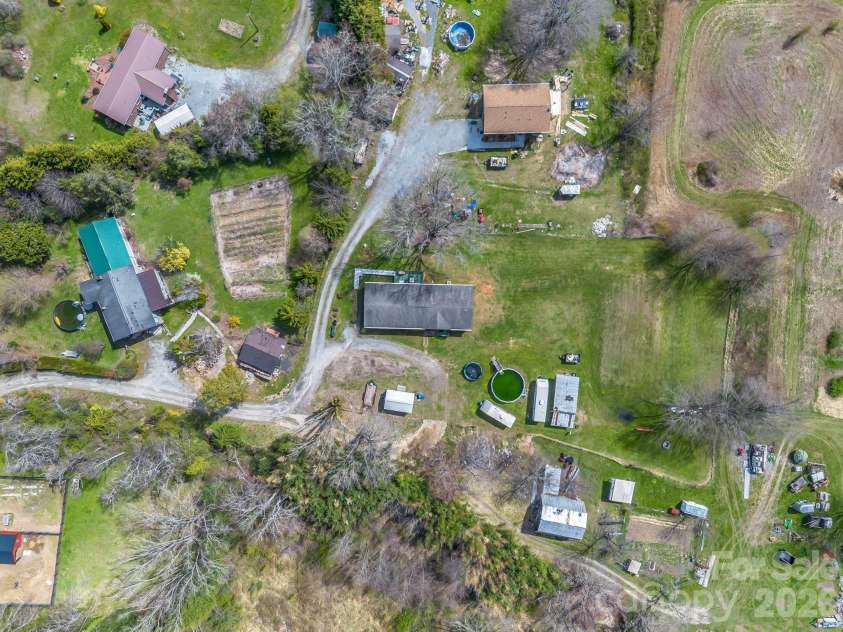 120 Quiet Stream Lane, Hendersonville, NC 28791.  MLS# CAR4360445, YatesRealty ID 9734. 