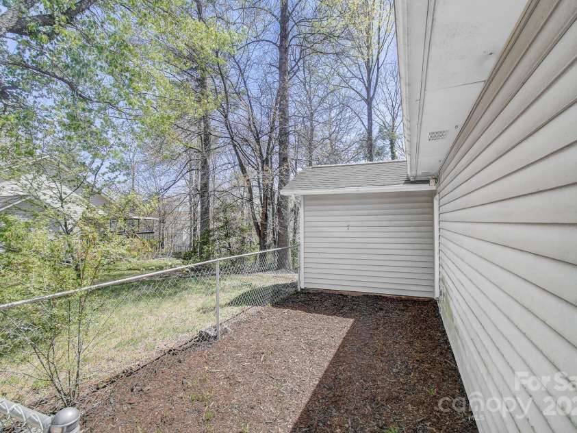 504 Windsor Forest Court, Fletcher, NC 28732.  MLS# CAR4245026, YatesRealty ID 9735. 