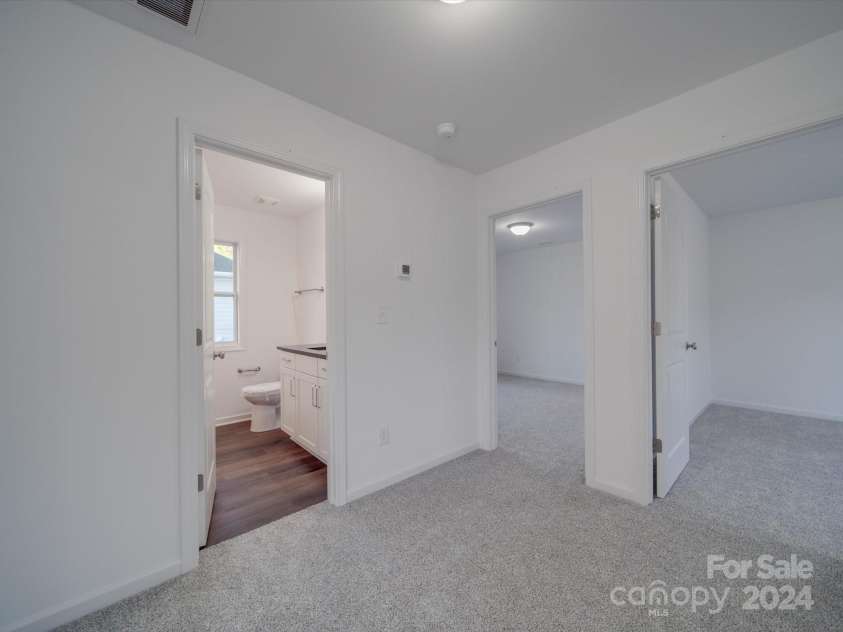 558 Geneva Circle, Gastonia, NC 28056.  MLS# CAR4186850, YatesRealty ID 9735. 