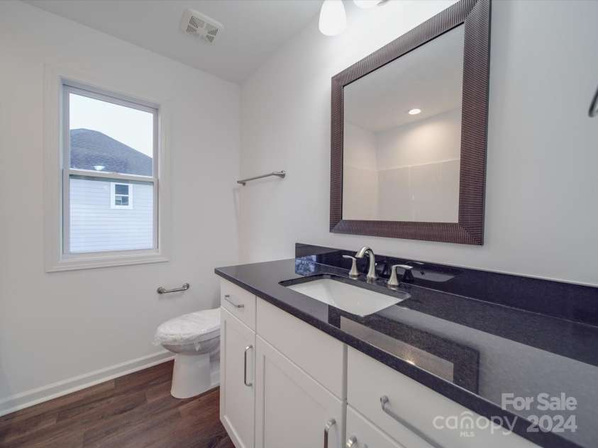 558 Geneva Circle, Gastonia, NC 28056.  MLS# CAR4186850, YatesRealty ID 9735. 