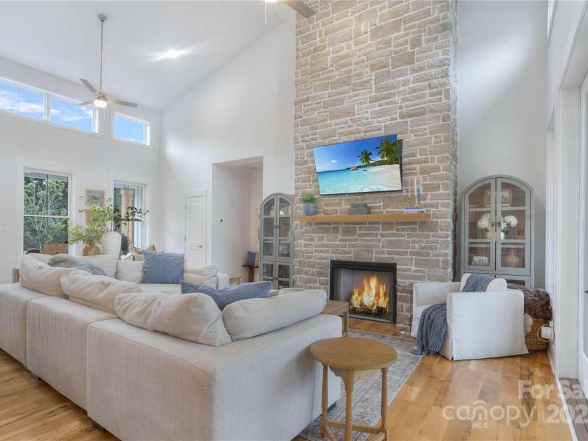 211 Killian Road, Stanley, NC 28164.  MLS# CAR4316871, YatesRealty ID 9737. 