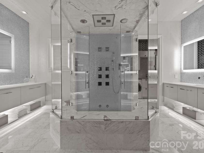 8417 Double Eagle Gate Way, Charlotte, NC 28210.  MLS# CAR4366283, YatesRealty ID 9738. 