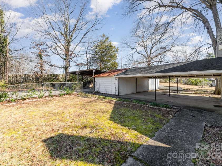 106 16th Street, Kannapolis, NC 28081.  MLS# CAR4223843, YatesRealty ID 974. 2 Car Carport